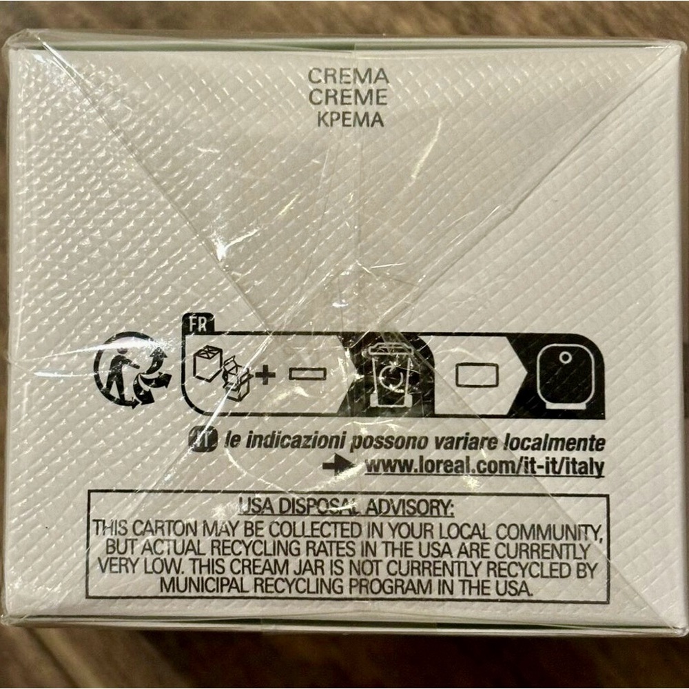 Prada Augmented Skin 0.5oz/15ml - Picture 6 of 9